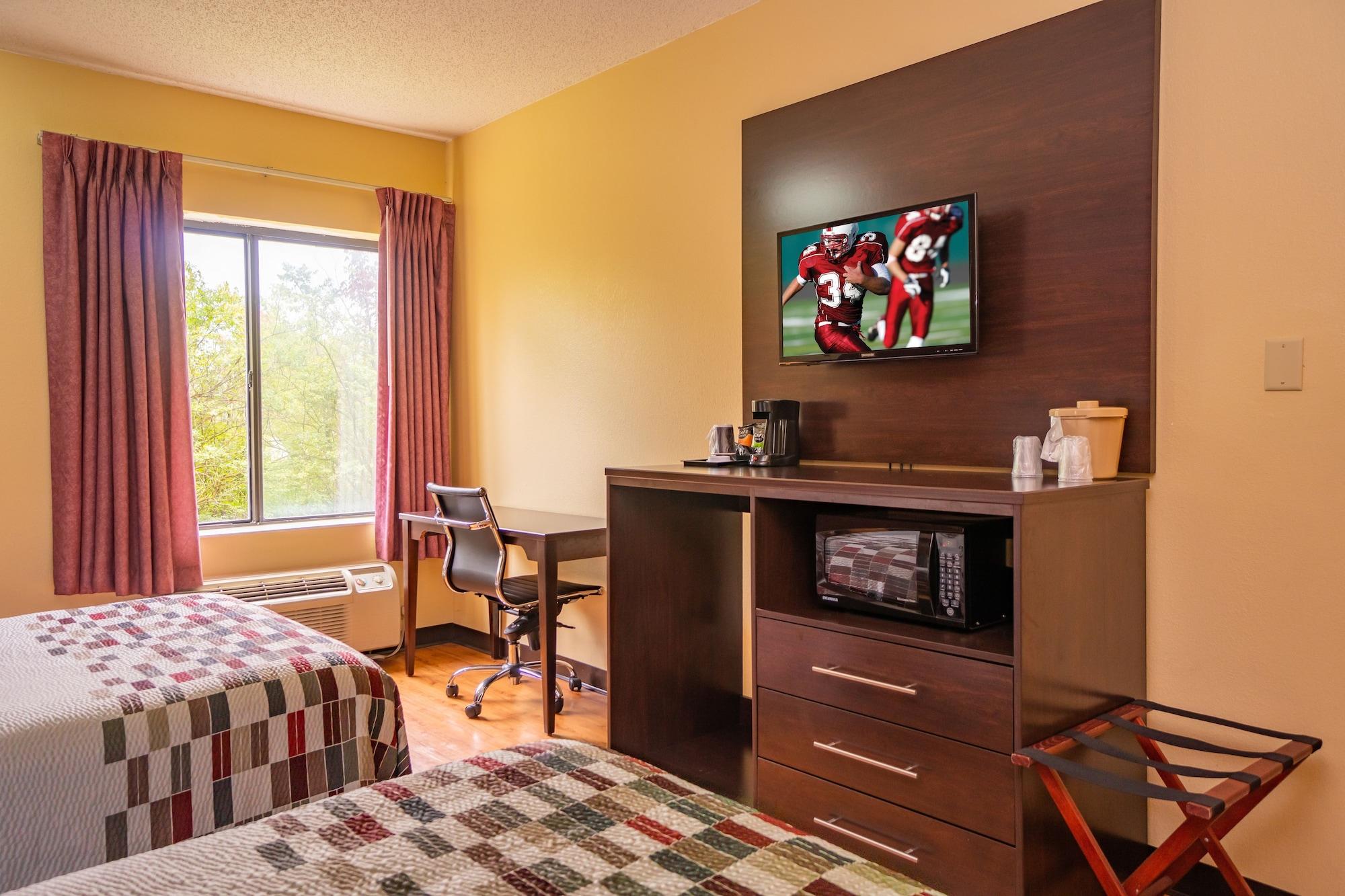 Red Roof Inn & Suites Indianapolis Airport Экстерьер фото