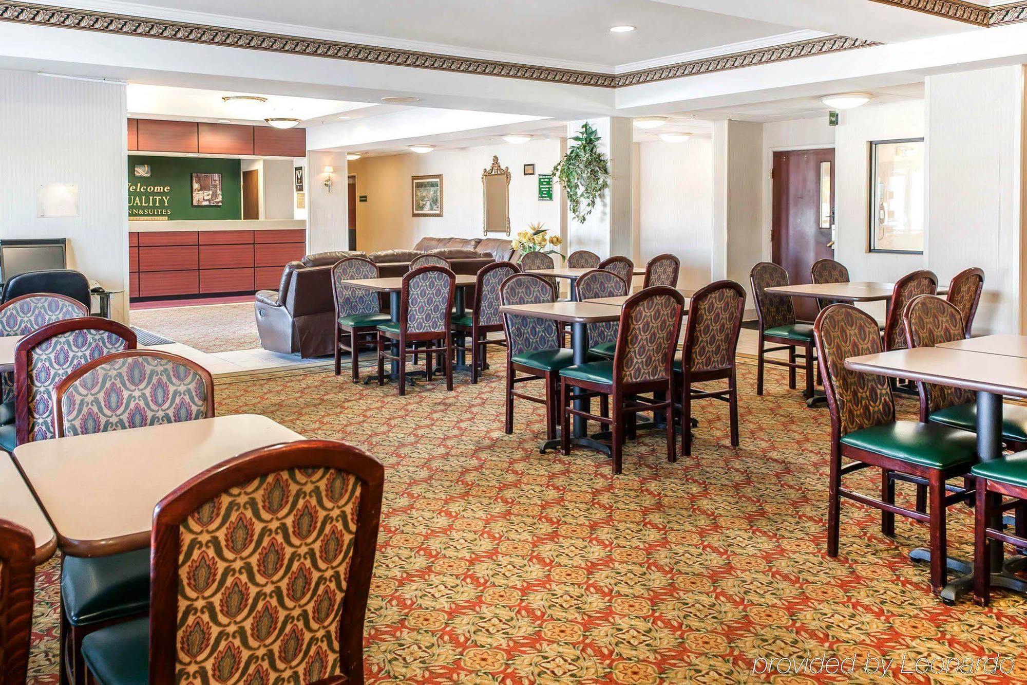 Red Roof Inn & Suites Indianapolis Airport Экстерьер фото